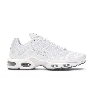 Nike Air Max Plus White Nike Air Max casual shoes with visible air tech