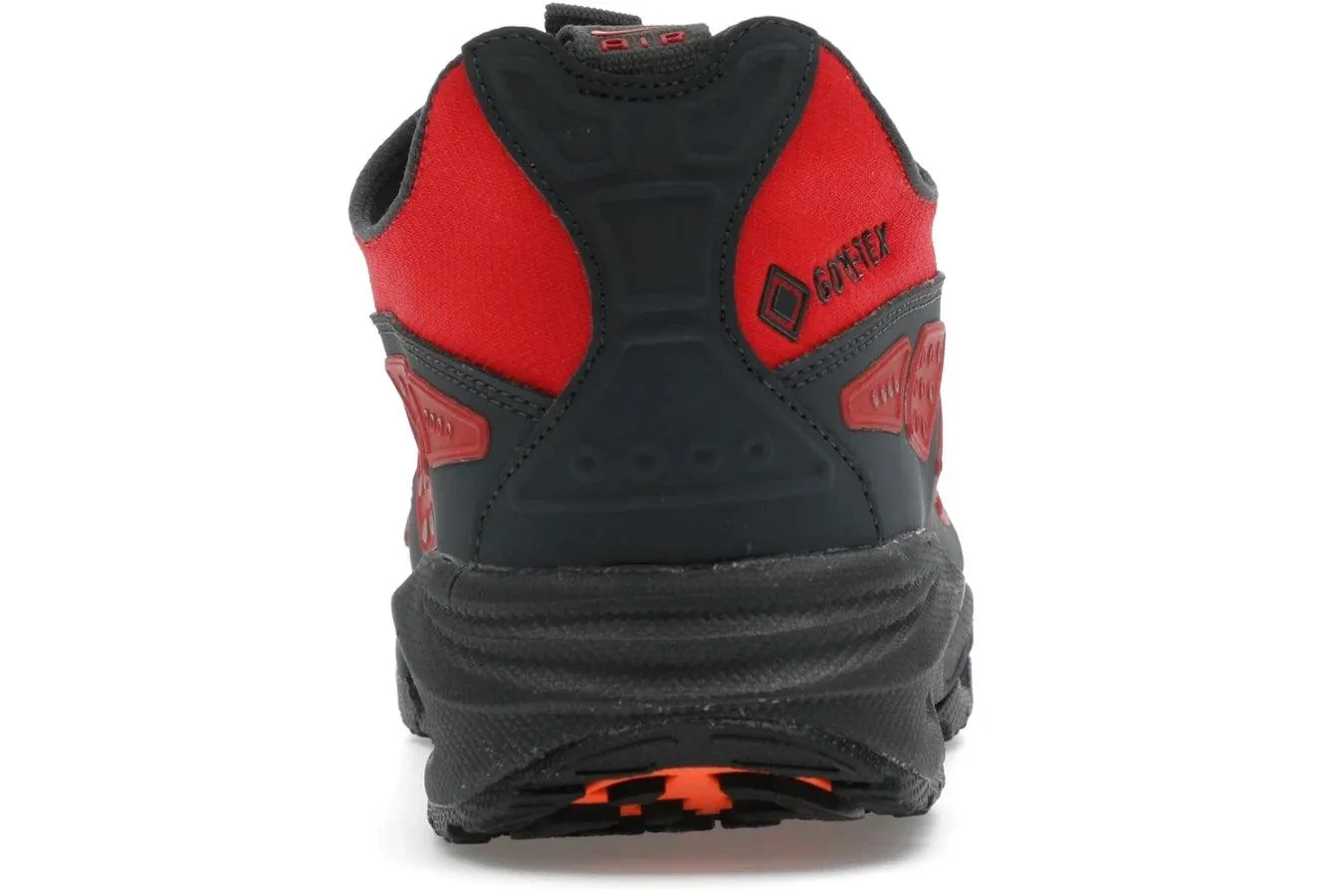 Nike Air Max Sunder Gore-Tex Hyper Crimson Nike Air Max casual shoes