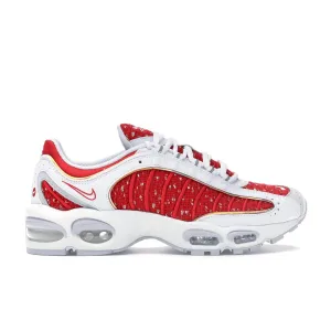 Nike Air Max Tailwind 4 Supreme White Nike Air Max casual shoes with visible air tech