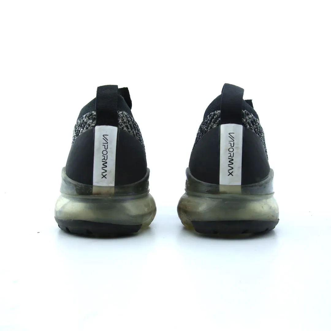 NIKE  AIR VAPORMAX FLYKNIT 3 classic Nike shoe photos