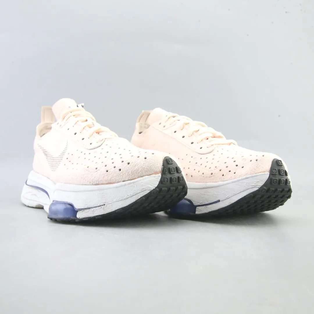 NIKE AIR ZOOM TIPO classic Nike shoe photos