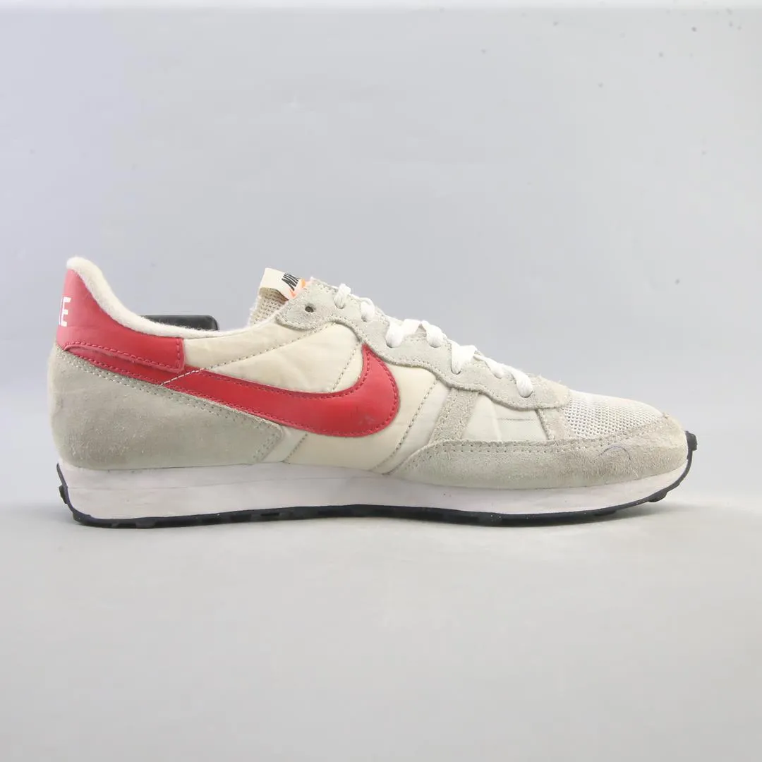NIKE  CHALLENGER OG classic Nike shoe photos