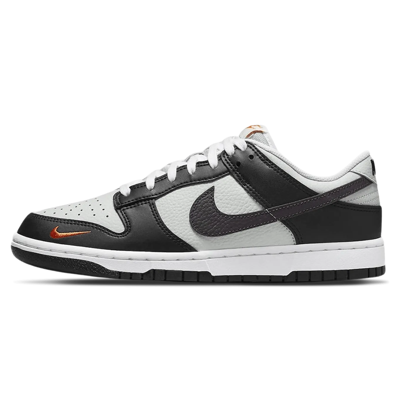 Nike Dunk Low 'Black Total Orange' Nike Dunk casual shoes with iconic low-top shape
