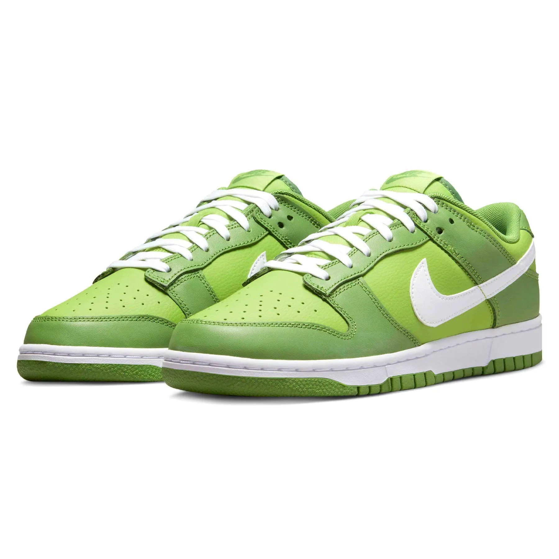 Nike Dunk Low 'Chlorophyll' Nike Dunk stylish shoes