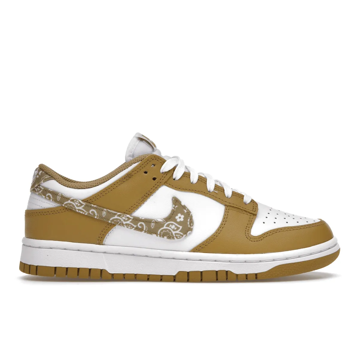 Nike Dunk Low Essential Paisley Pack Barley Nike Dunk stylish shoes for sport and street