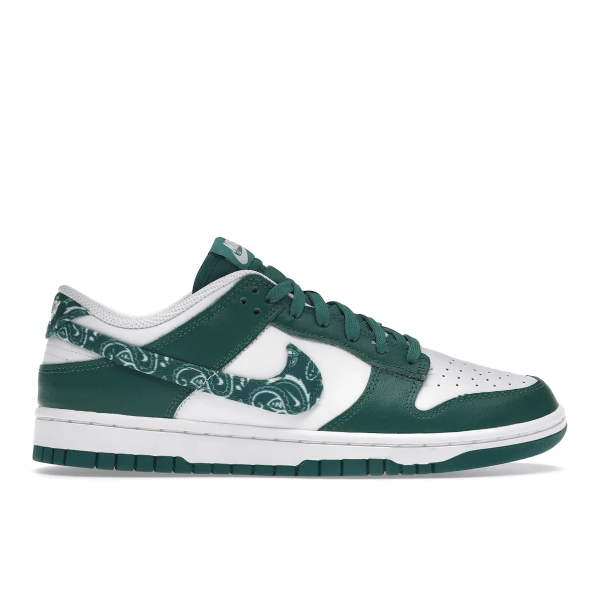 Nike Dunk Low Essential Paisley Pack Green Nike Dunk stylish shoes for sport and street