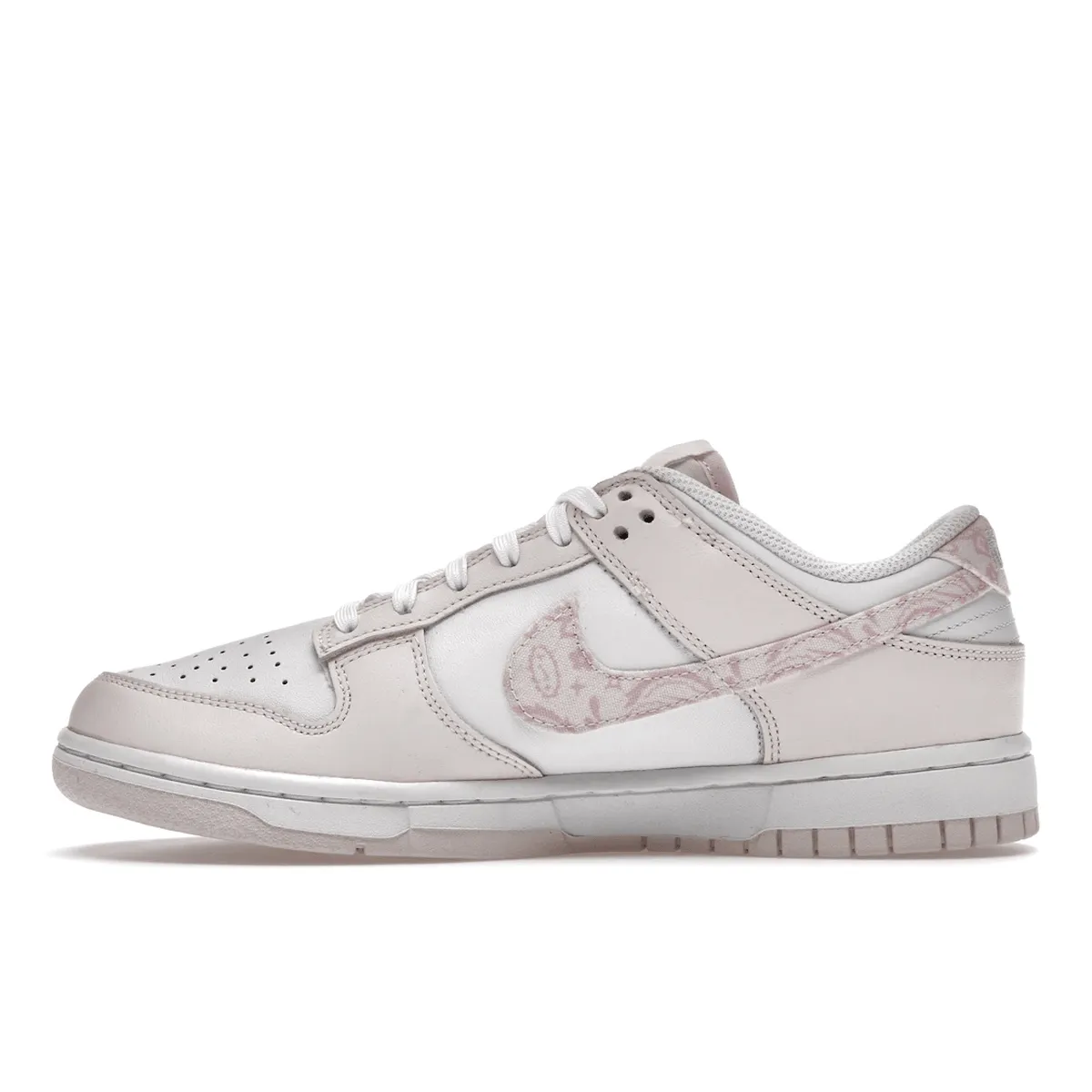 Nike Dunk Low Essential Paisley Pack Pink Nike Dunk heritage sneakers