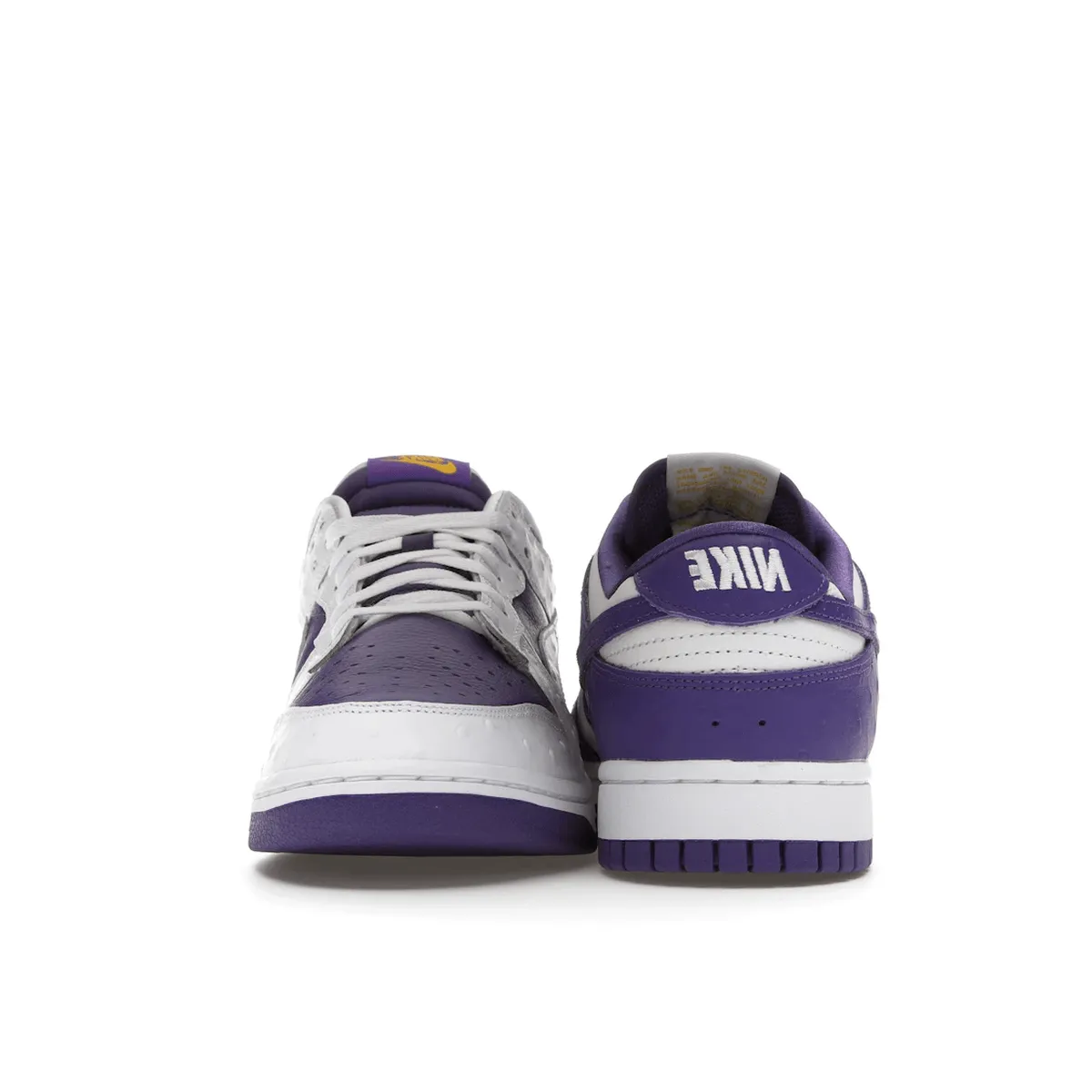 Nike Dunk Low Flip the Old School Nike Dunk heritage sneakers