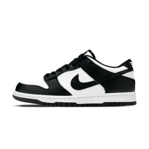 Nike Dunk Low GS 'Black White' Nike Dunk casual shoes with iconic low-top shape
