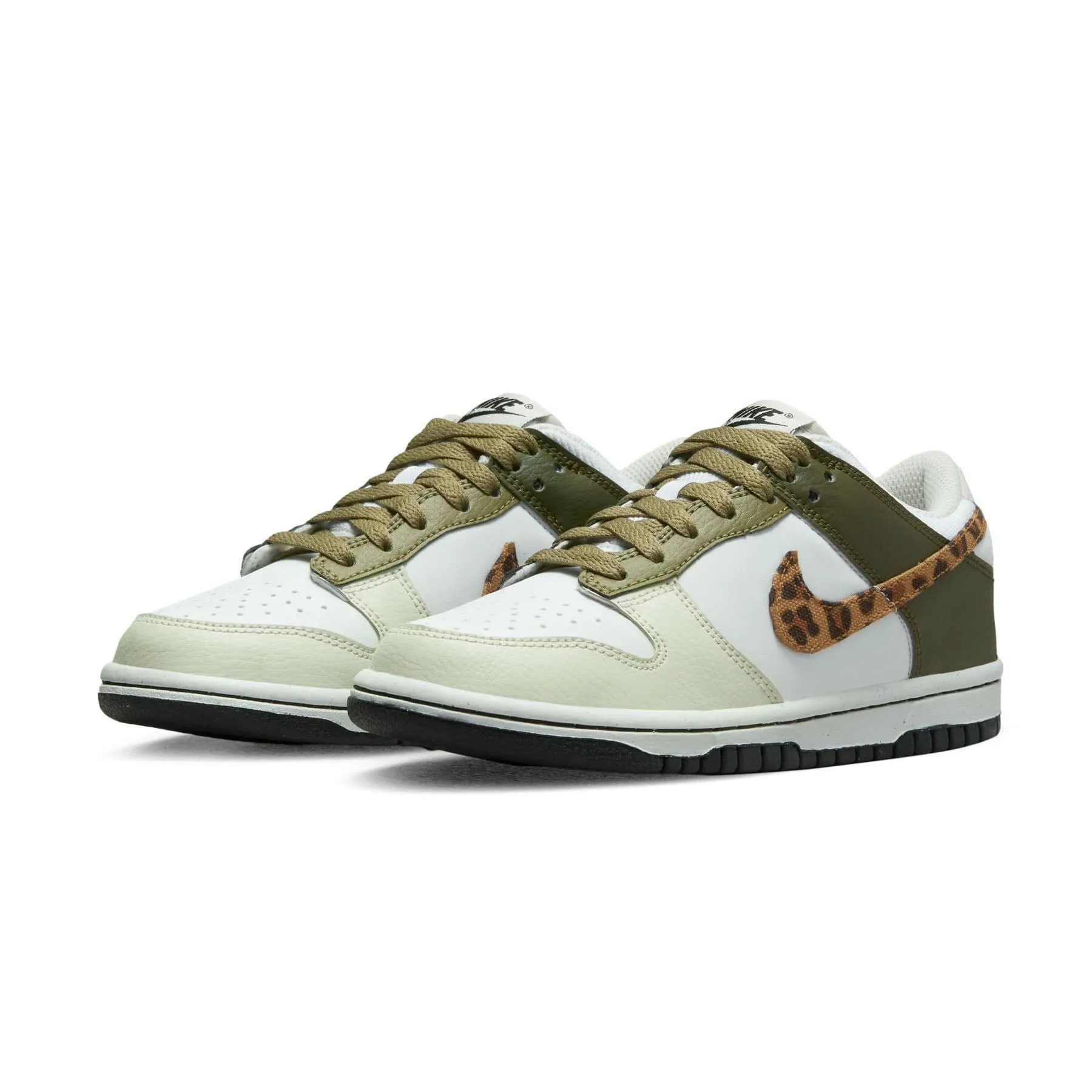 Nike Dunk Low GS 'Leopard' Nike Dunk stylish shoes