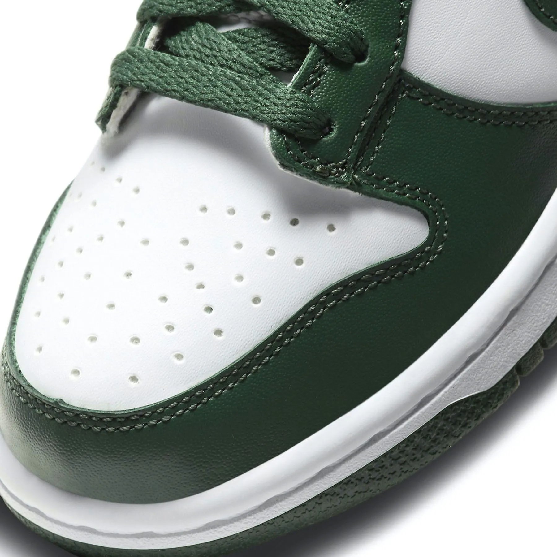 Nike Dunk Low GS 'Michigan State' Nike Dunk stylish shoes