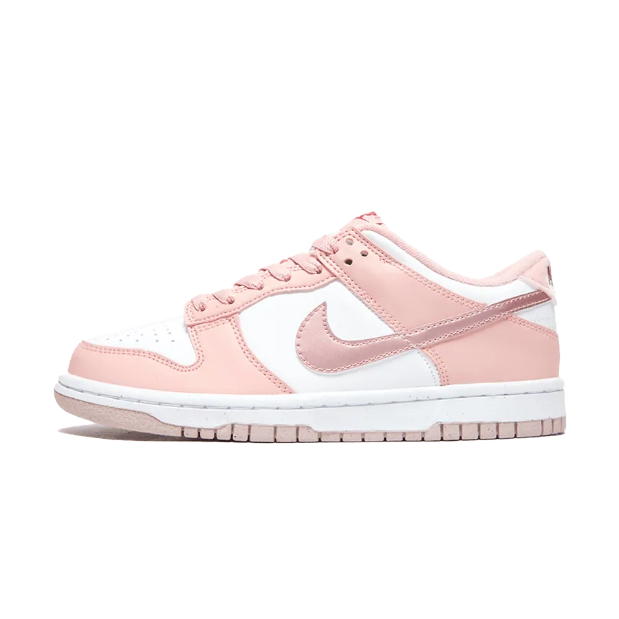 Nike Dunk Low GS 'Pink Velvet' Nike Dunk casual shoes with iconic low-top shape