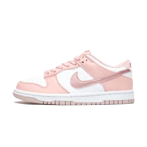 Nike Dunk Low GS 'Pink Velvet' Nike Dunk casual shoes with iconic low-top shape