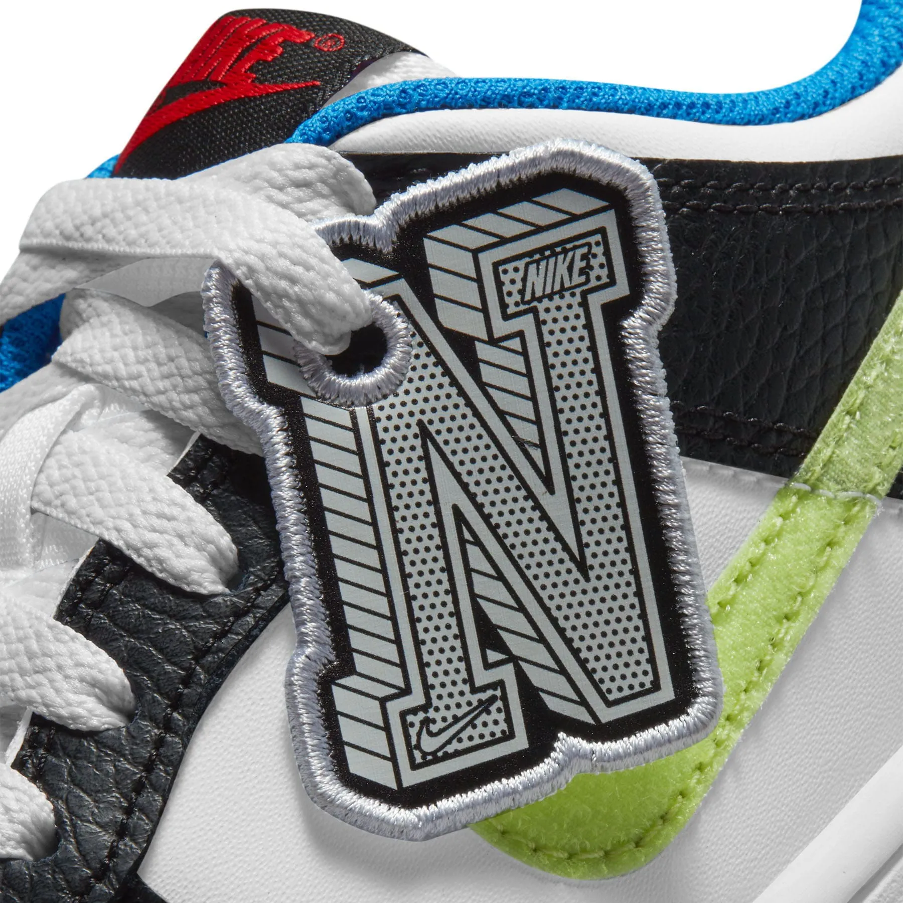 Nike Dunk Low GS 'White Light Lemon Twist' Nike Dunk stylish shoes