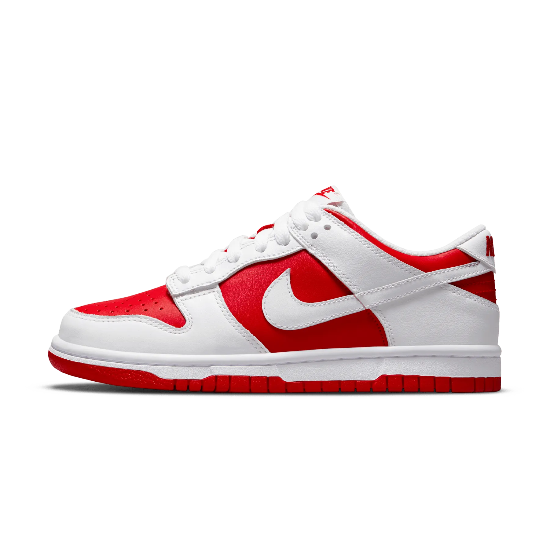 Nike Dunk Low GS 'White University Red' Nike Dunk casual shoes with iconic low-top shape