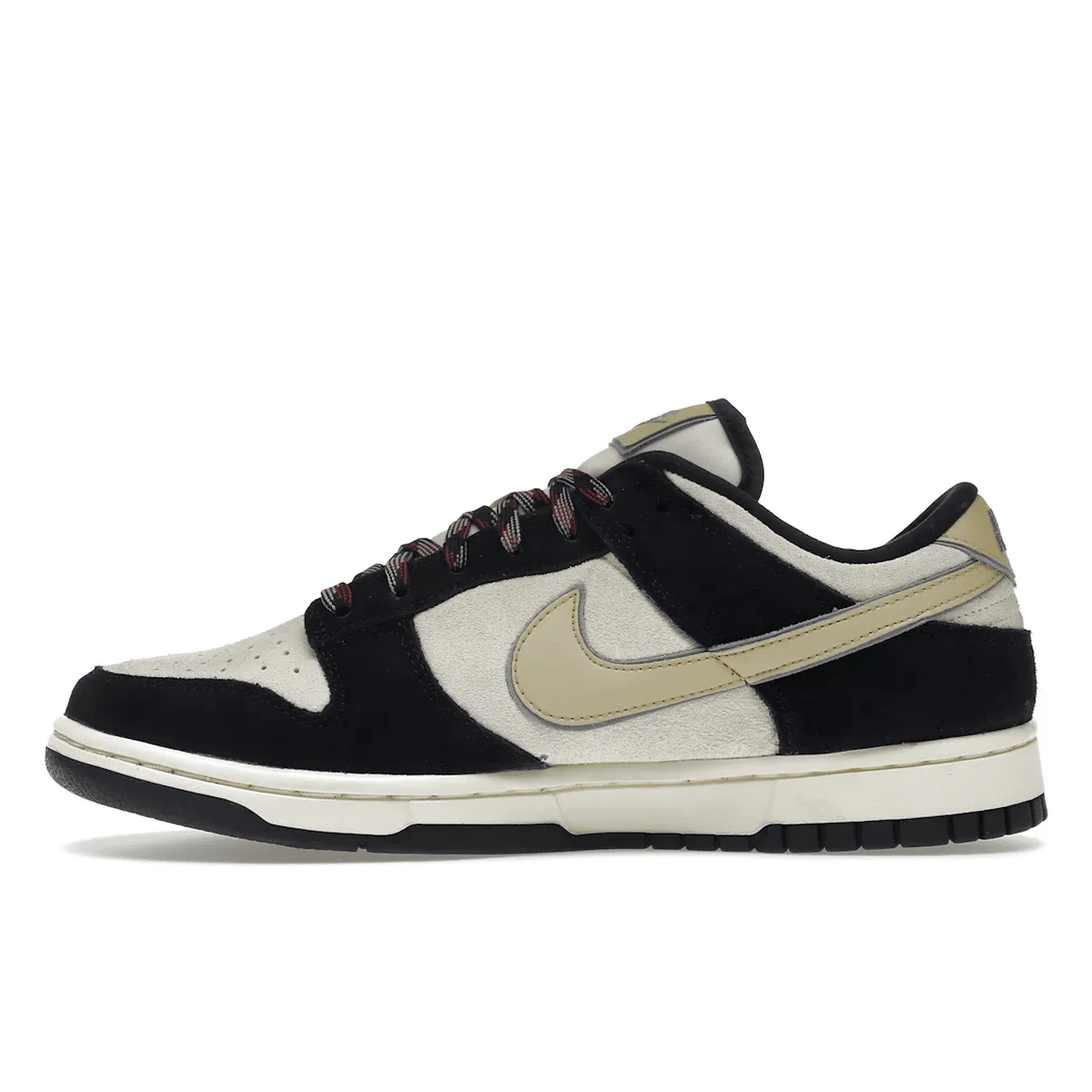 Nike Dunk Low LX Black Suede Team Gold Nike Dunk heritage sneakers