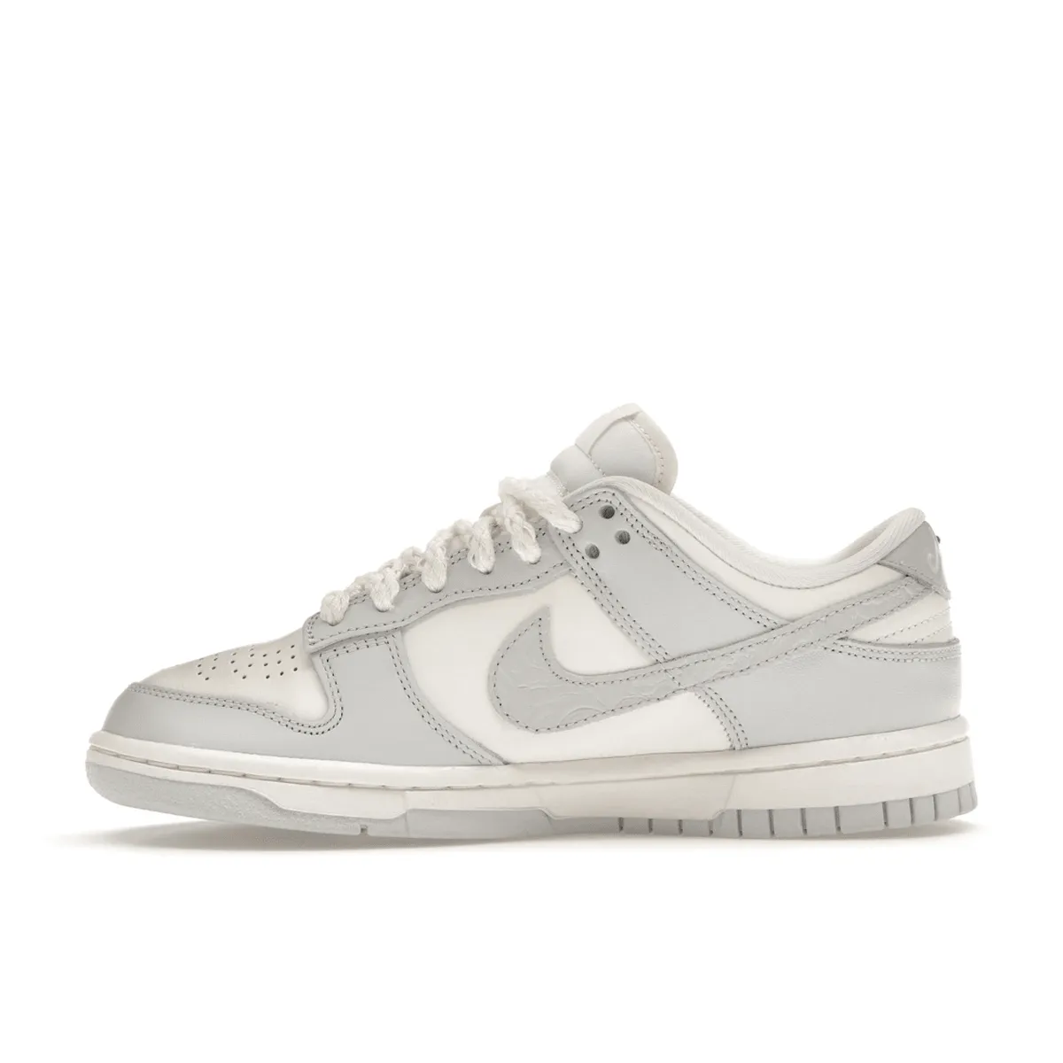Nike Dunk Low Needlework Sail Aura Nike Dunk heritage sneakers