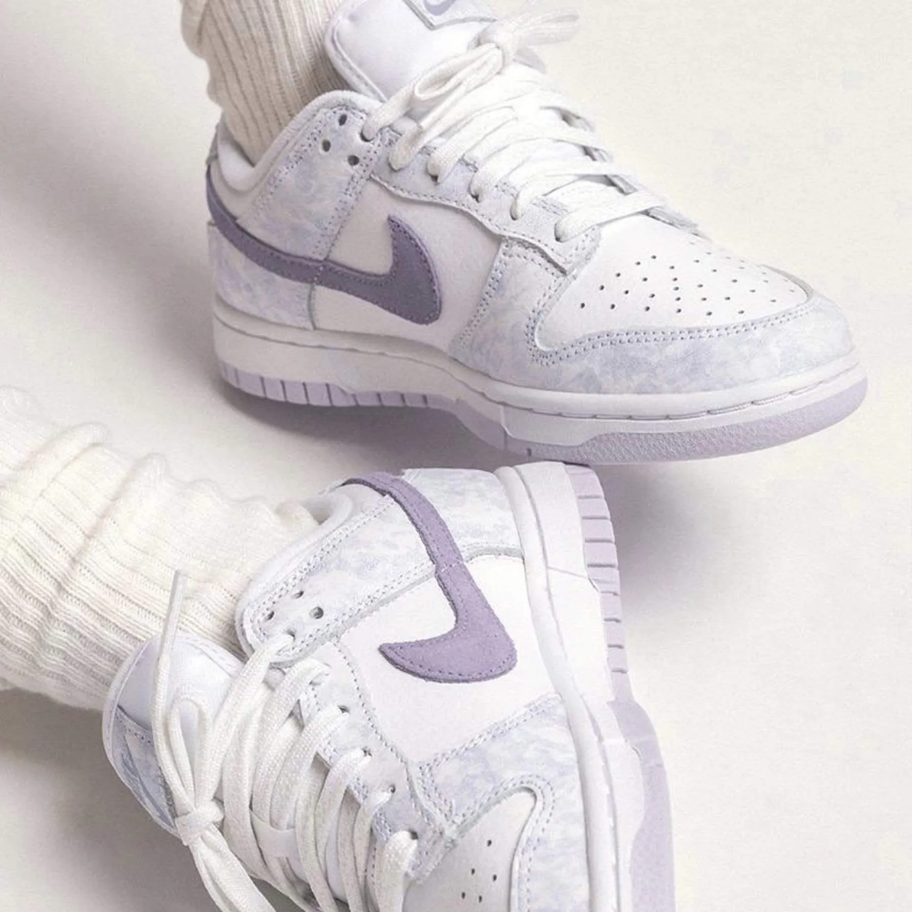 Nike Dunk Low OG Wmns 'Purple Pulse' Nike Dunk stylish shoes
