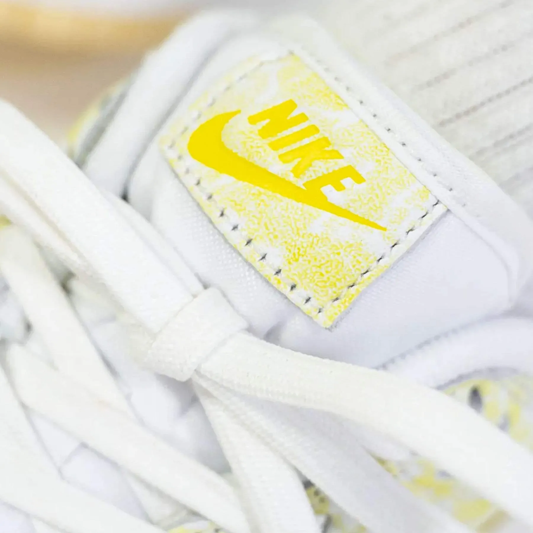 Nike Dunk Low OG Wmns 'Yellow Strike' Nike Dunk stylish shoes