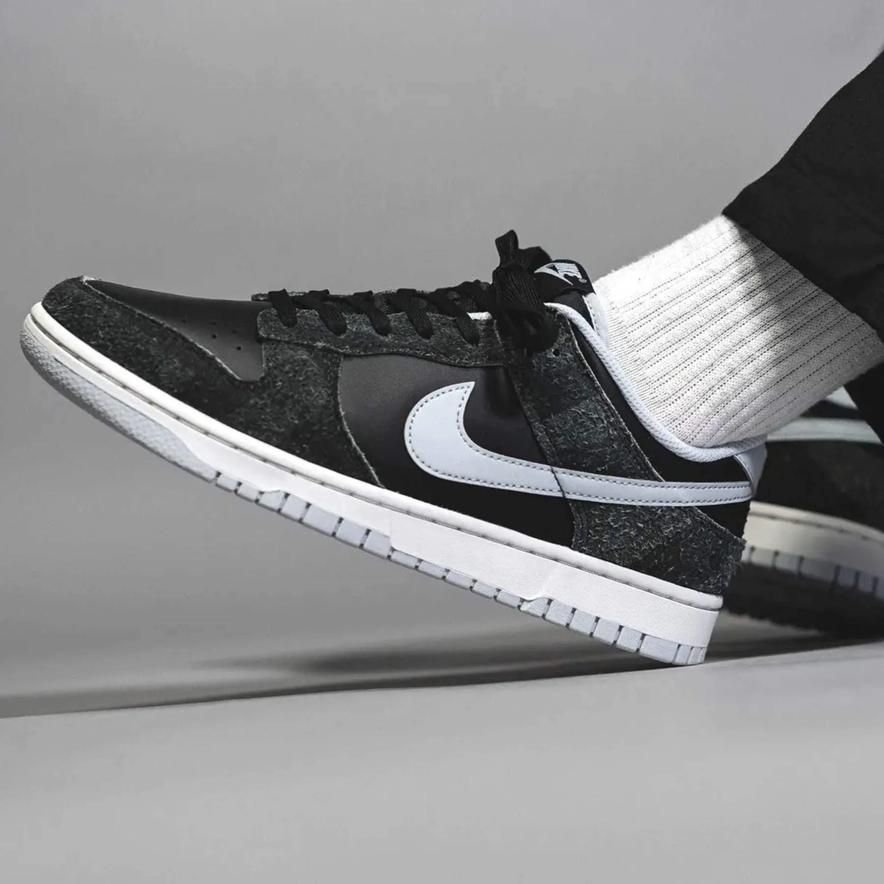 Nike Dunk Low Premium 'Animal Pack - Zebra' Nike Dunk stylish shoes