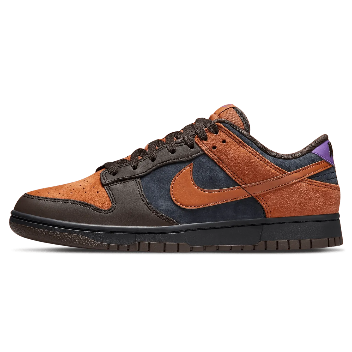 Nike Dunk Low Premium 'Cider' Nike Dunk casual shoes with iconic low-top shape