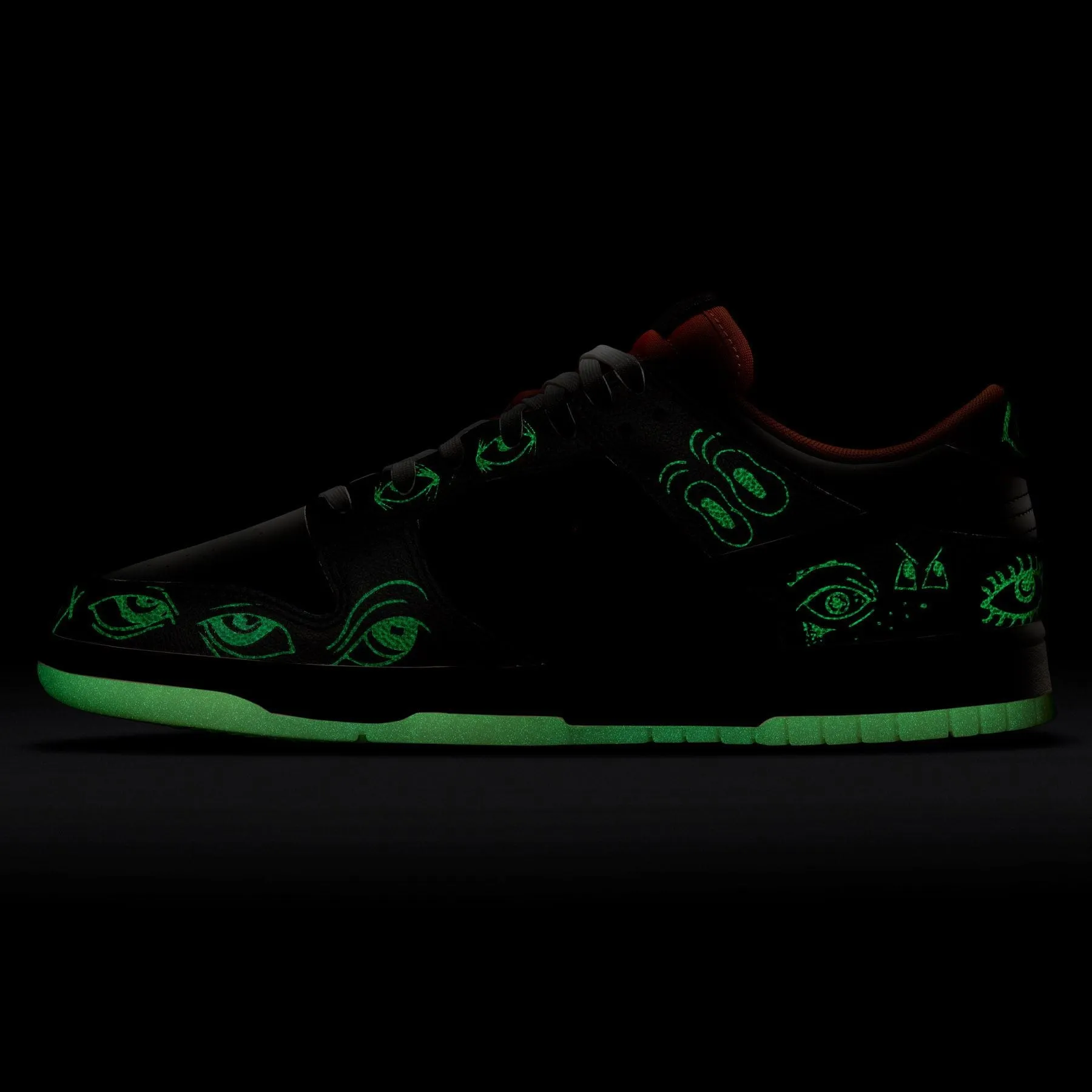Nike Dunk Low Premium 'Halloween' Nike Dunk stylish shoes