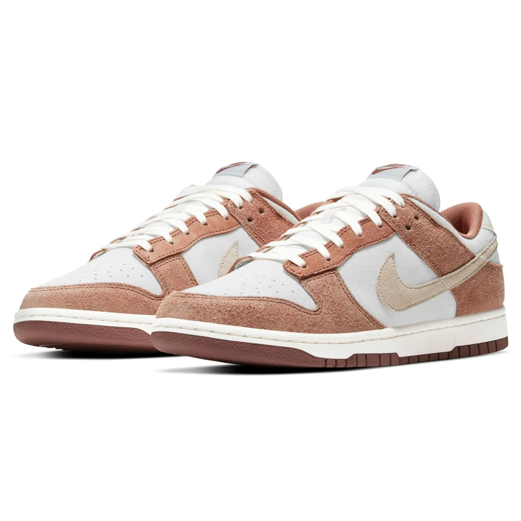 Nike Dunk Low Premium 'Medium Curry' Nike Dunk stylish shoes