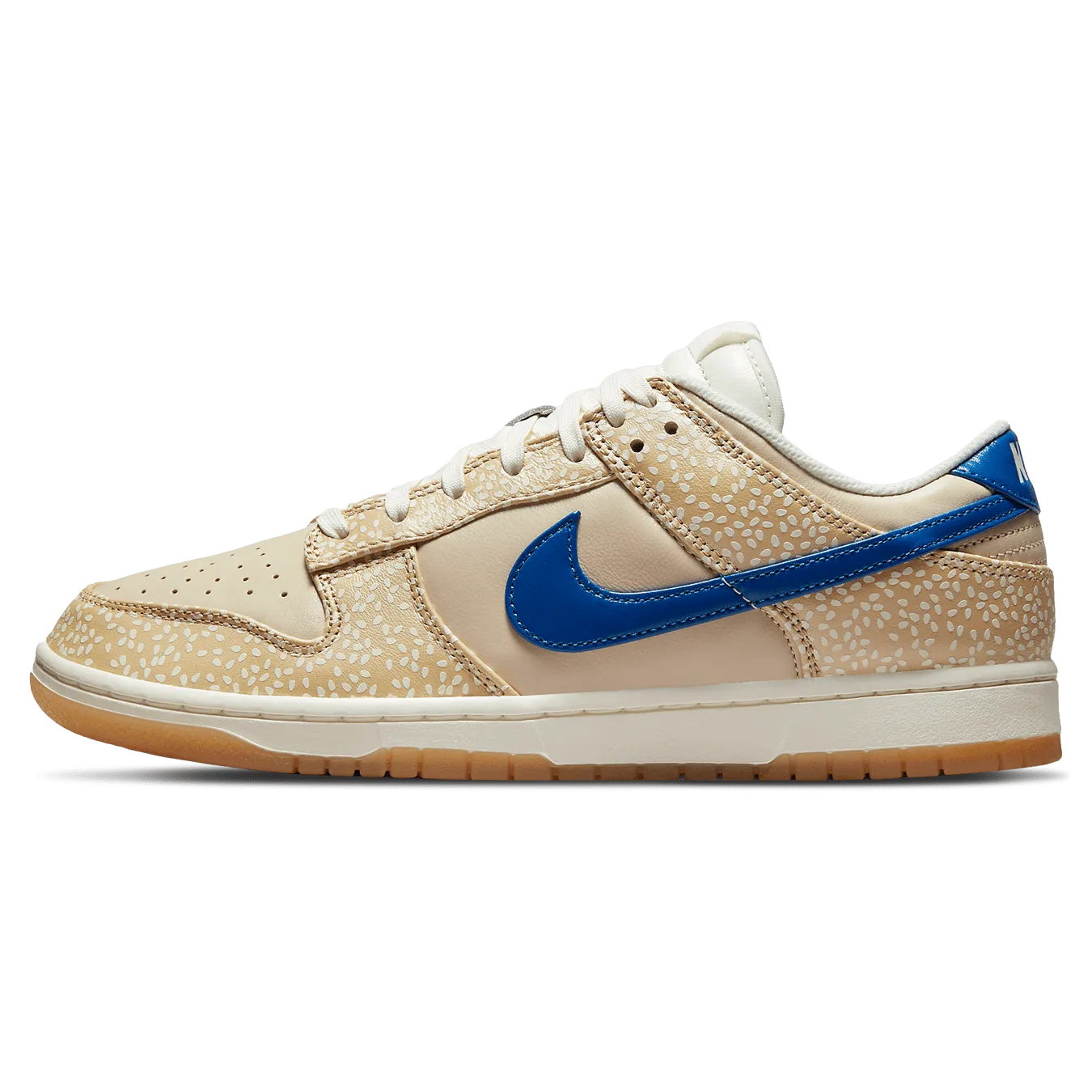 Nike Dunk Low Premium 'Montreal Bagel Sesame' Nike Dunk casual shoes with iconic low-top shape