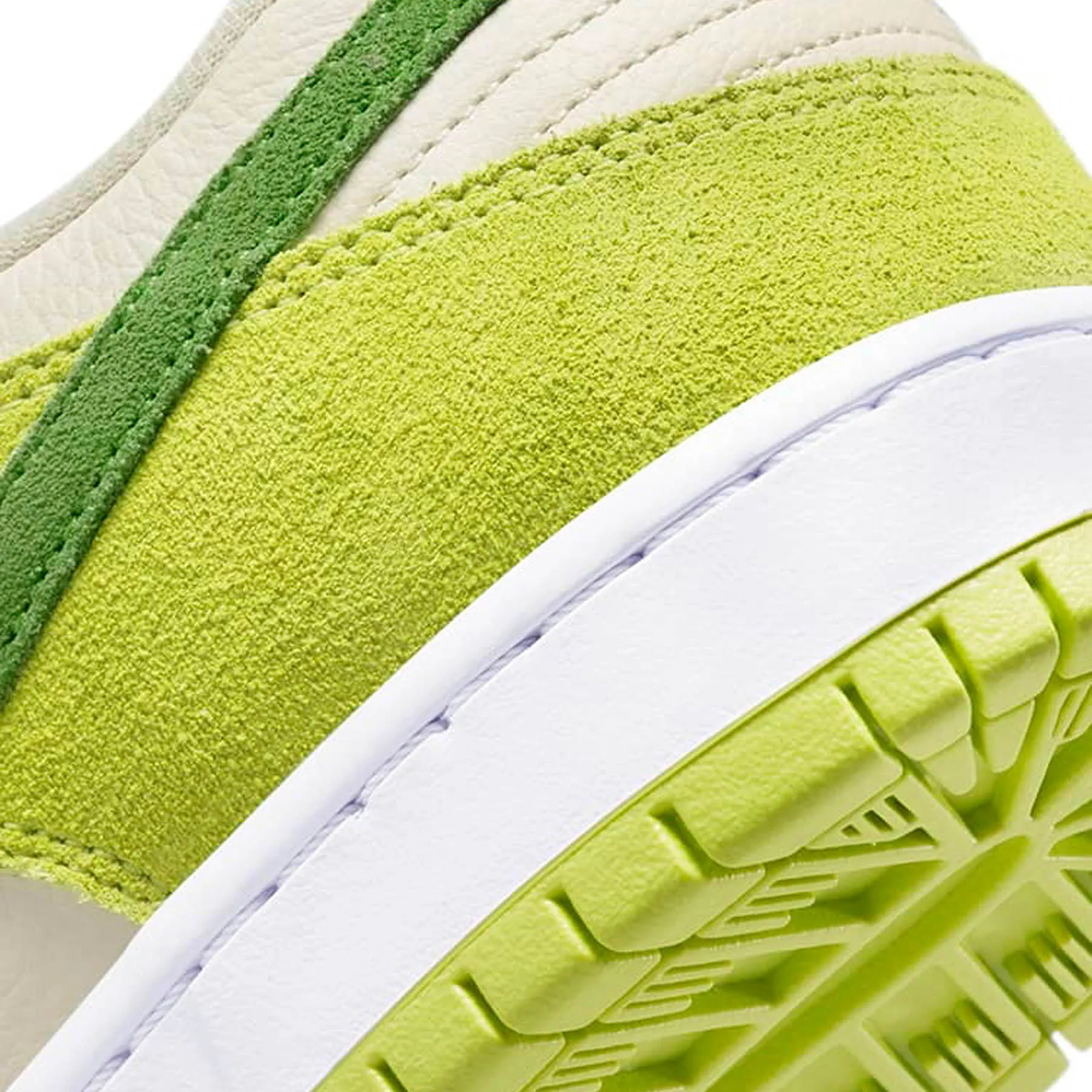 Nike Dunk Low Pro SB 'Fruity Pack - Green Apple' Nike Dunk stylish shoes
