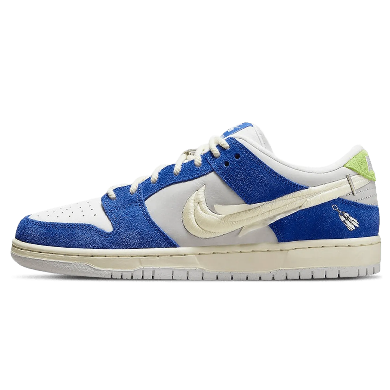 Nike Dunk Low Pro SB x Fly Streetwear Nike Dunk casual shoes with iconic low-top shape