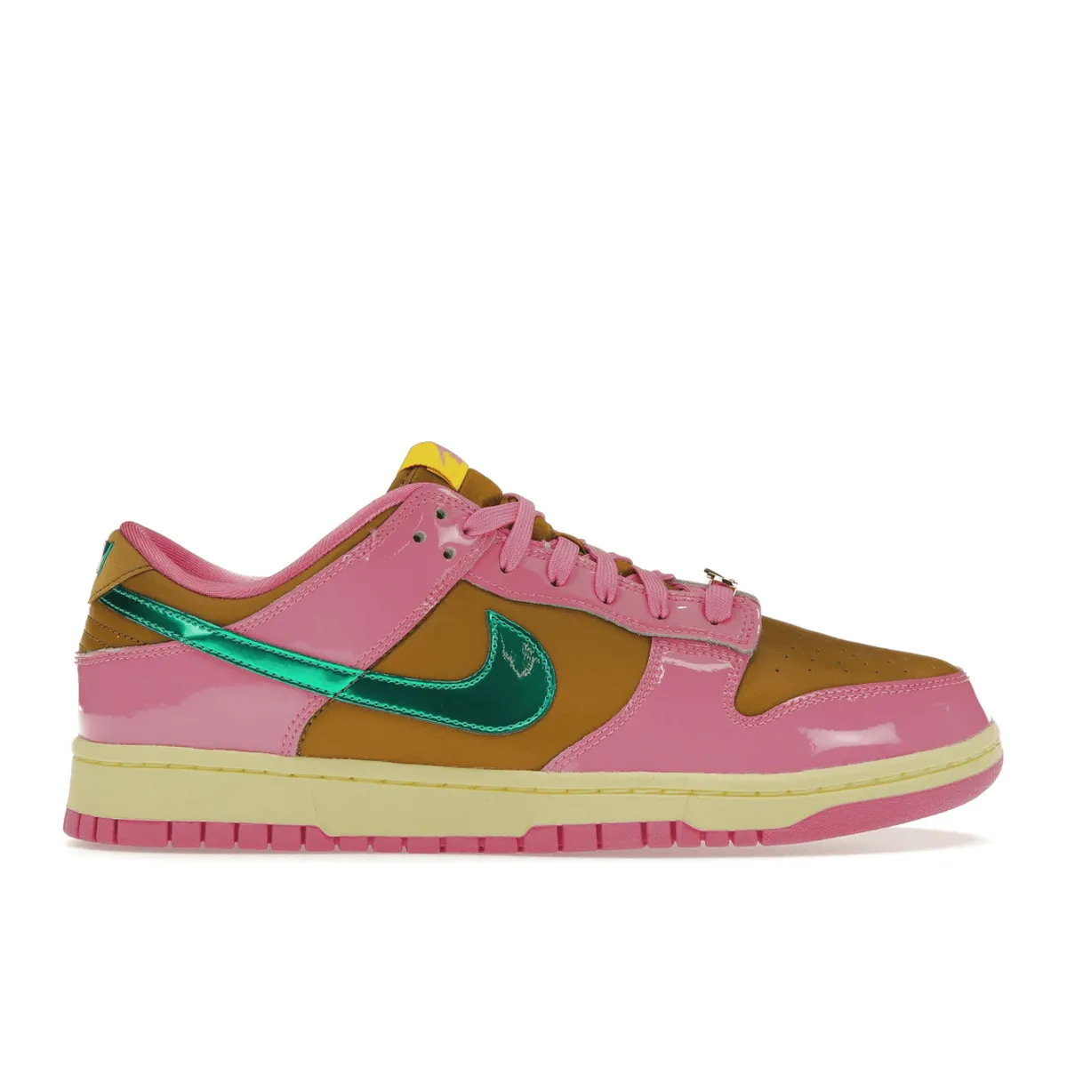Nike Dunk Low QS Parris Goebel Nike Dunk stylish shoes for sport and street
