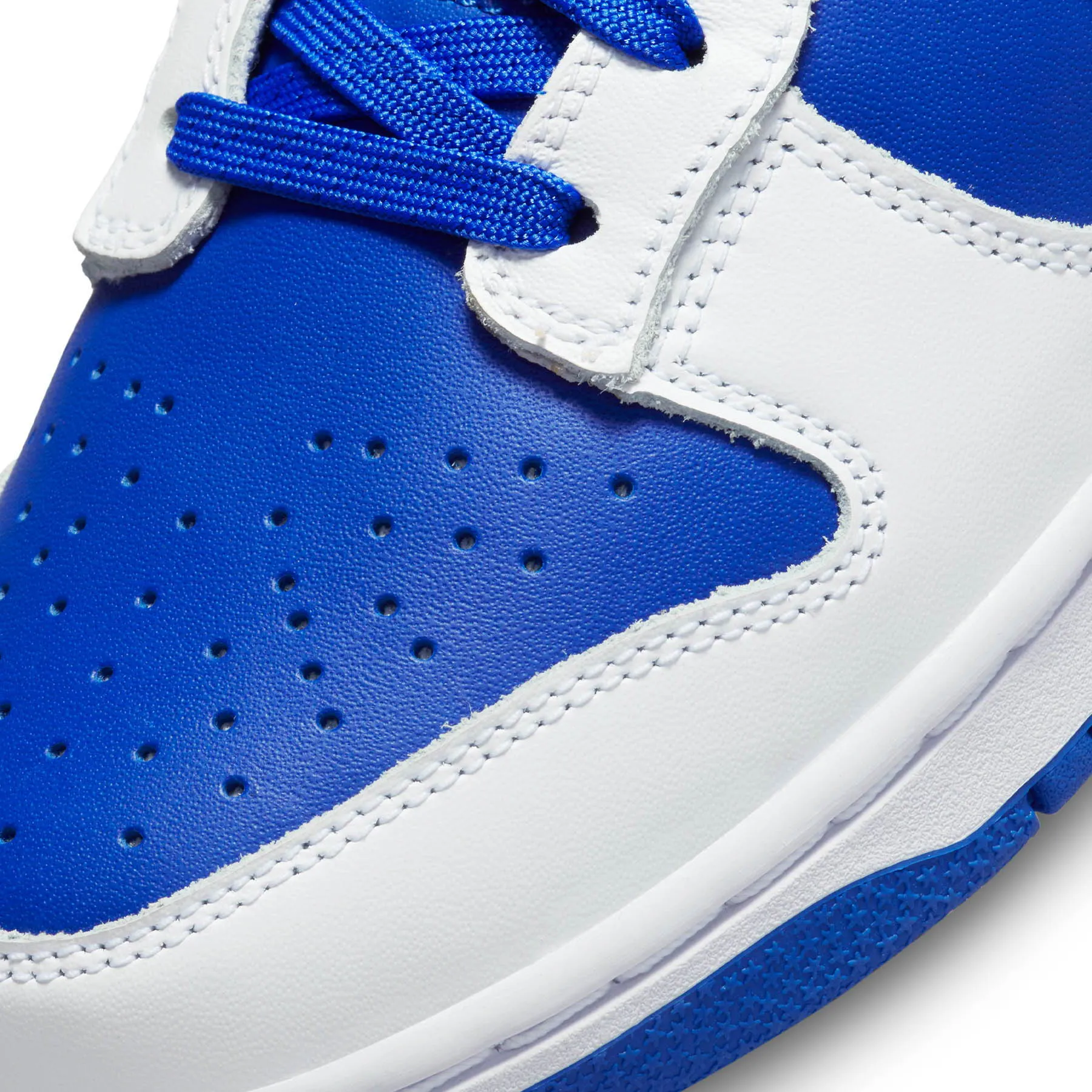 Nike Dunk Low 'Racer Blue' Nike Dunk stylish shoes
