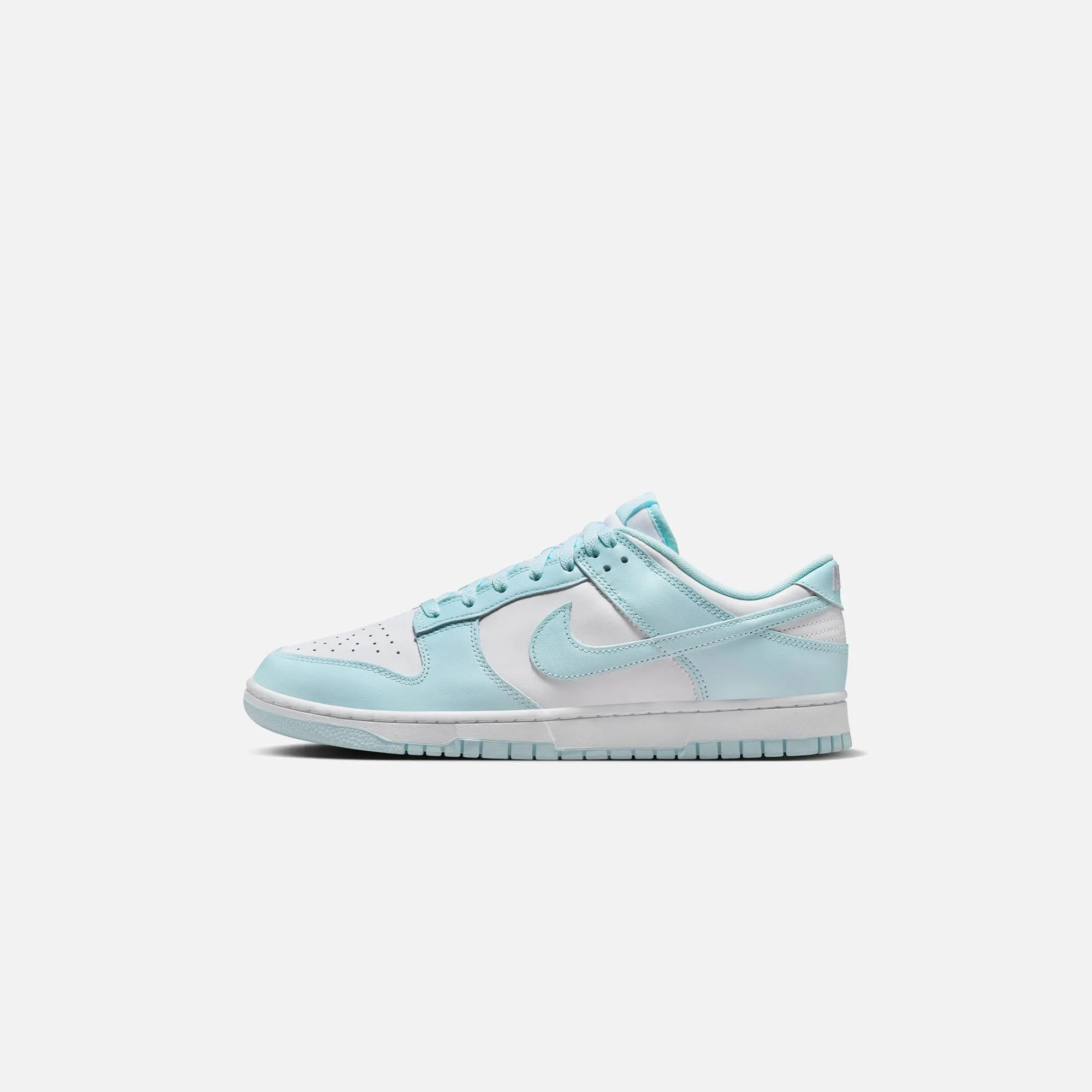 Nike Dunk Low Retro - White / Glacier Blue Nike performance sneakers