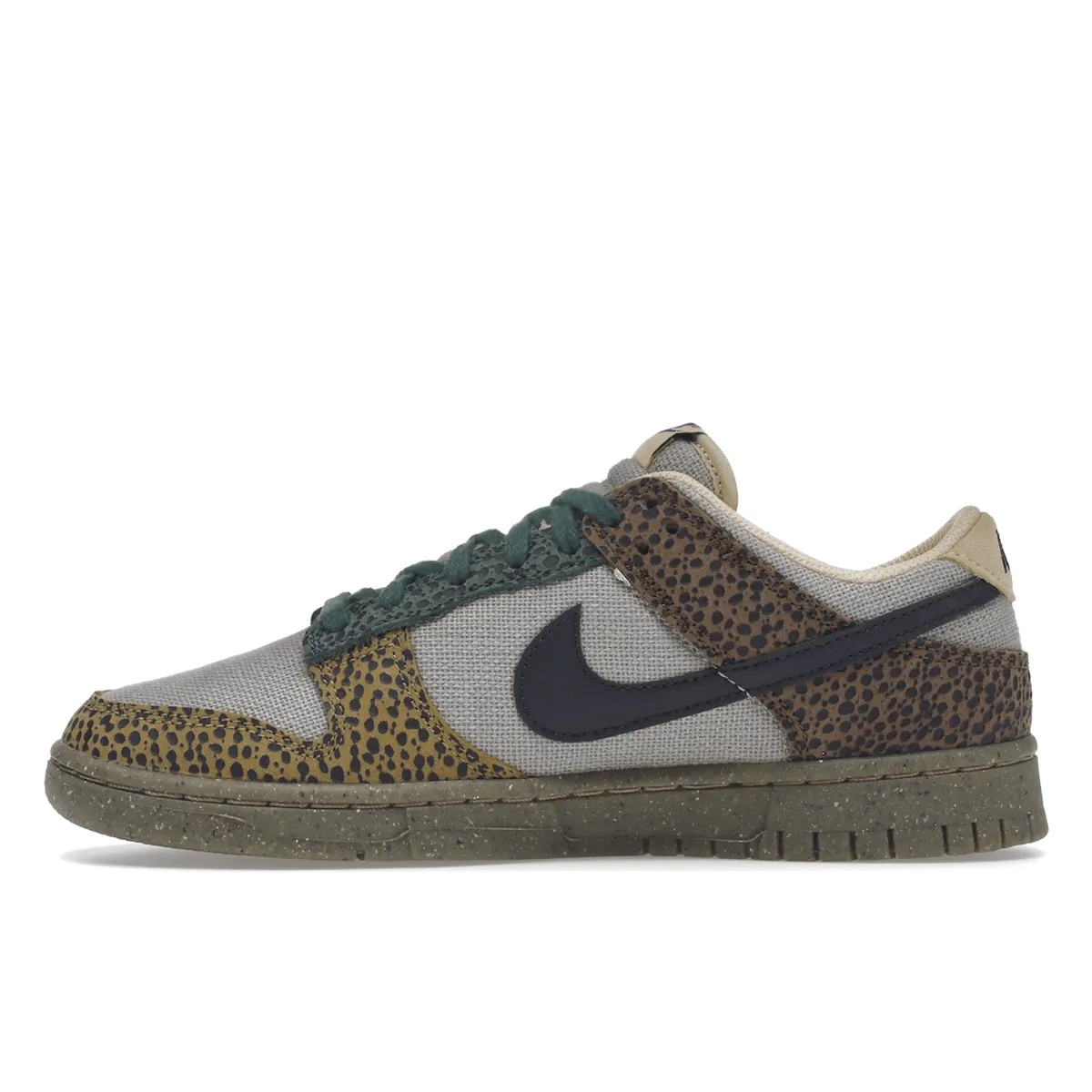 Nike Dunk Low Safari Golden Moss Nike Dunk heritage sneakers