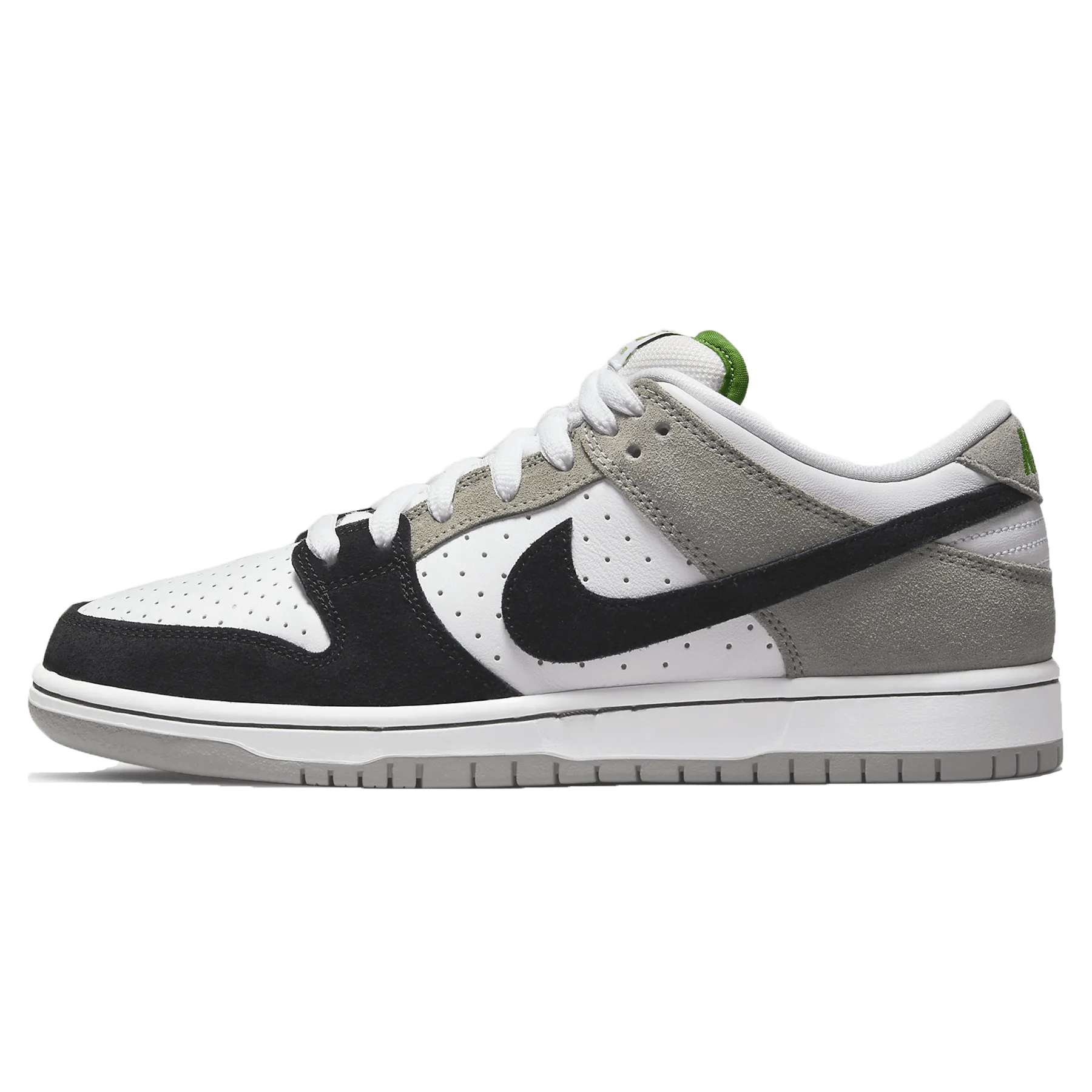 Nike Dunk Low SB 'Chlorophyll' Nike Dunk casual shoes with iconic low-top shape