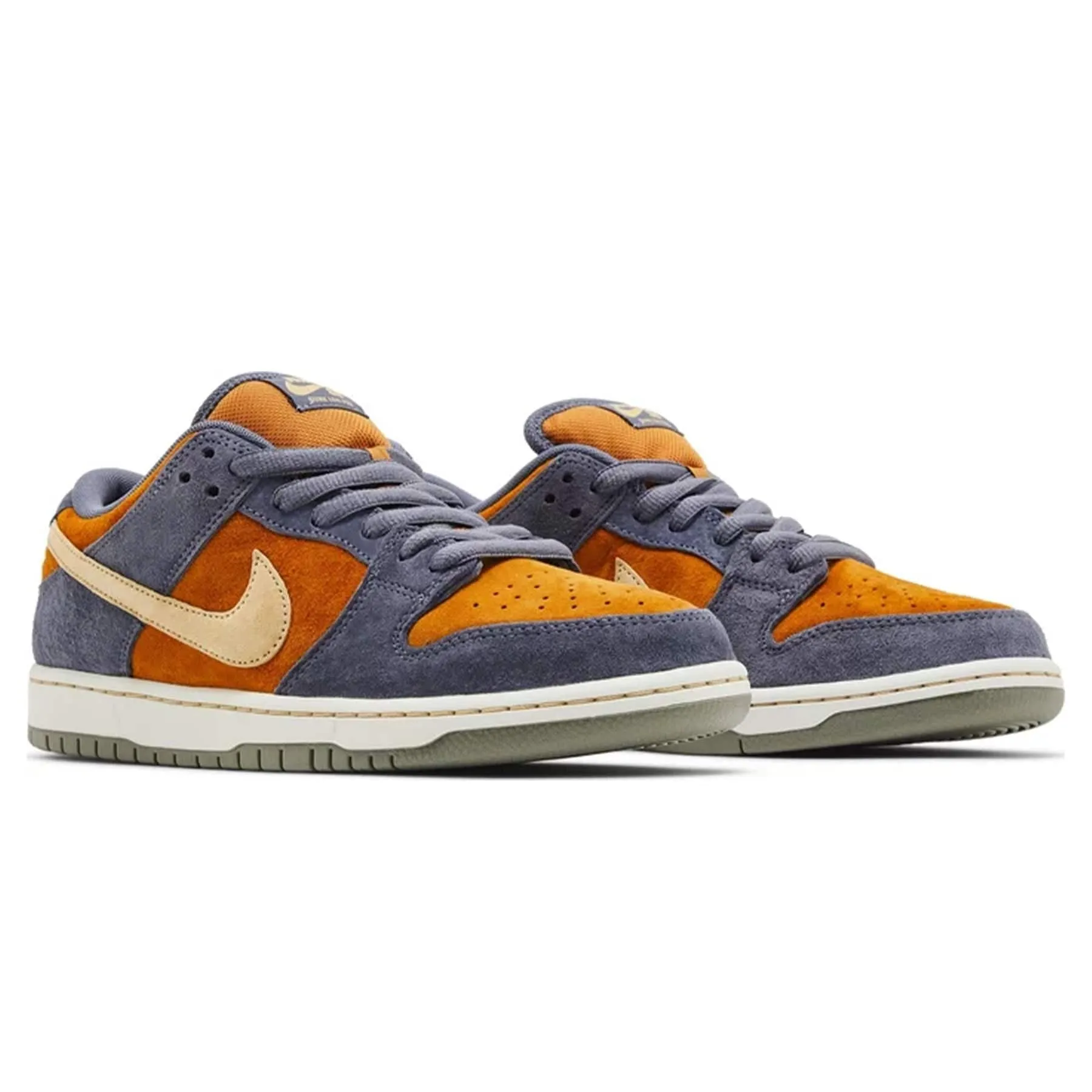 Nike Dunk Low SB 'Light Carbon Monarch' Nike Dunk stylish shoes