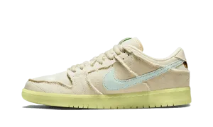 Nike Dunk Low SB Mummy Nike Dunk stylish shoes for sport and street