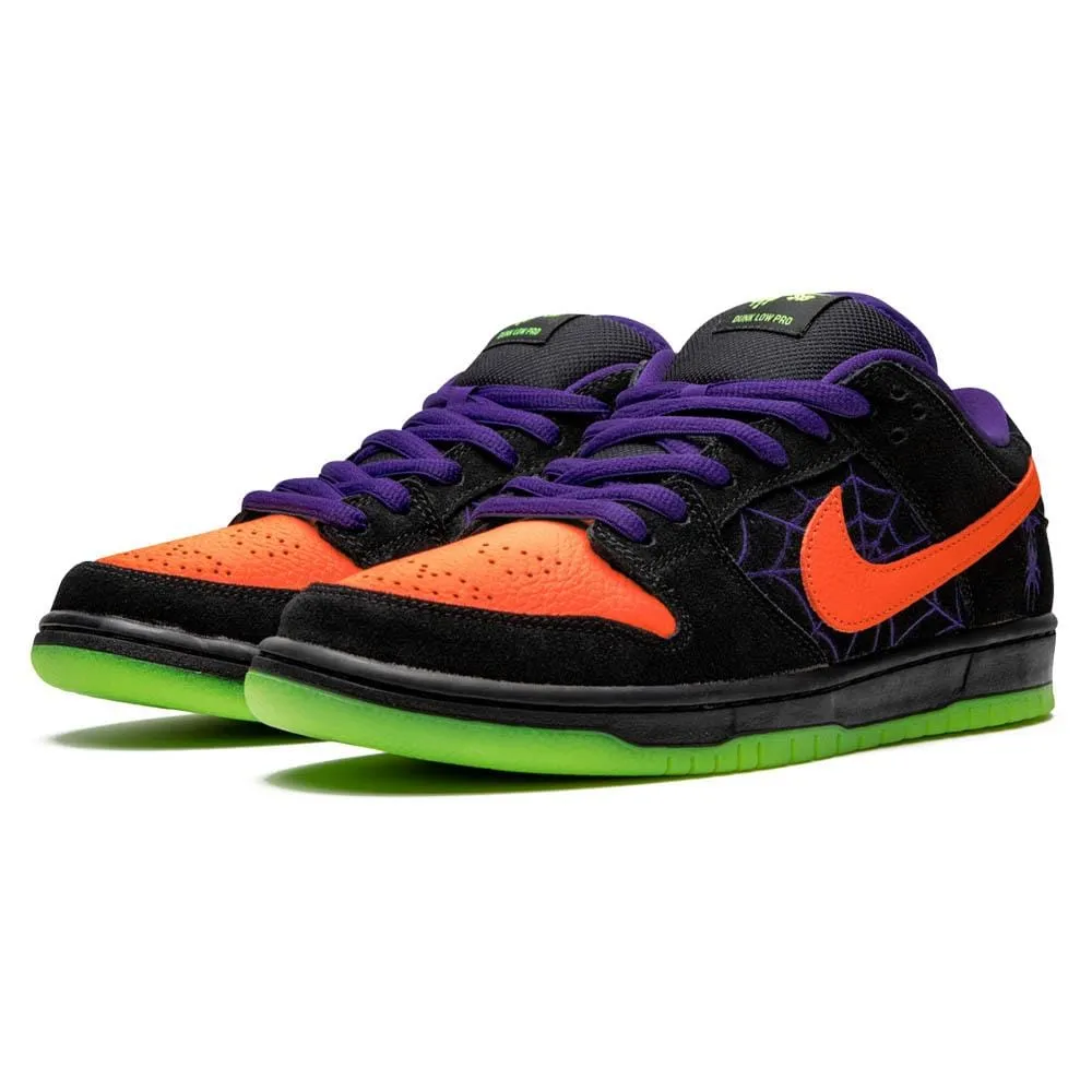 Nike Dunk Low SB 'Night of Mischief' Nike Dunk stylish shoes