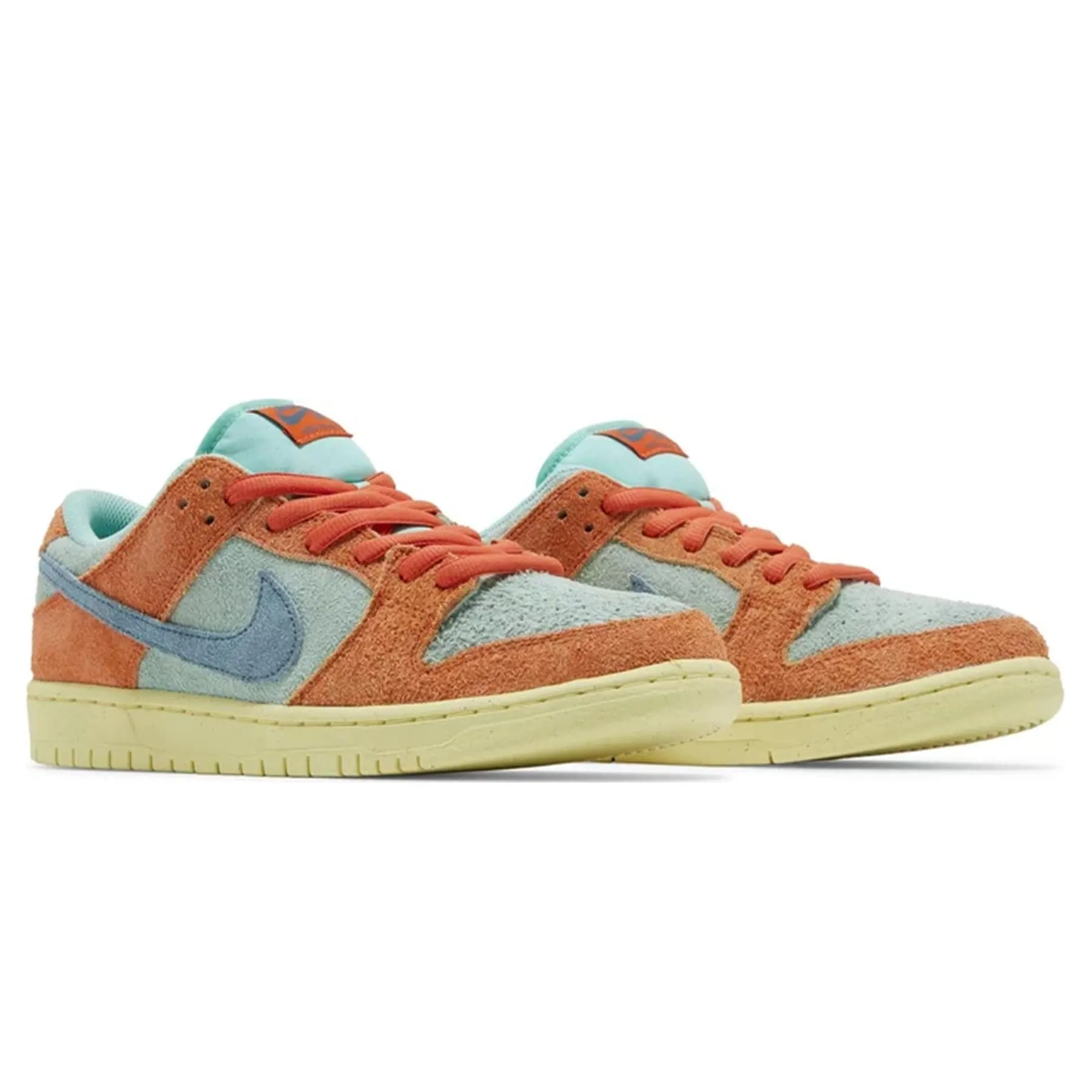 Nike Dunk Low SB 'Orange Emerald Rise' Nike Dunk stylish shoes