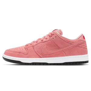 Nike Dunk Low SB 'Pink Pig' Nike Dunk casual shoes with iconic low-top shape