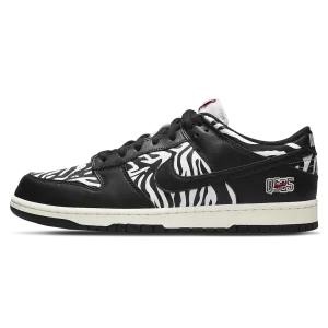 Nike Dunk Low SB x Quartersnacks 'Little Debbie's Zebra Cakes' Nike Dunk casual shoes with iconic low-top shape