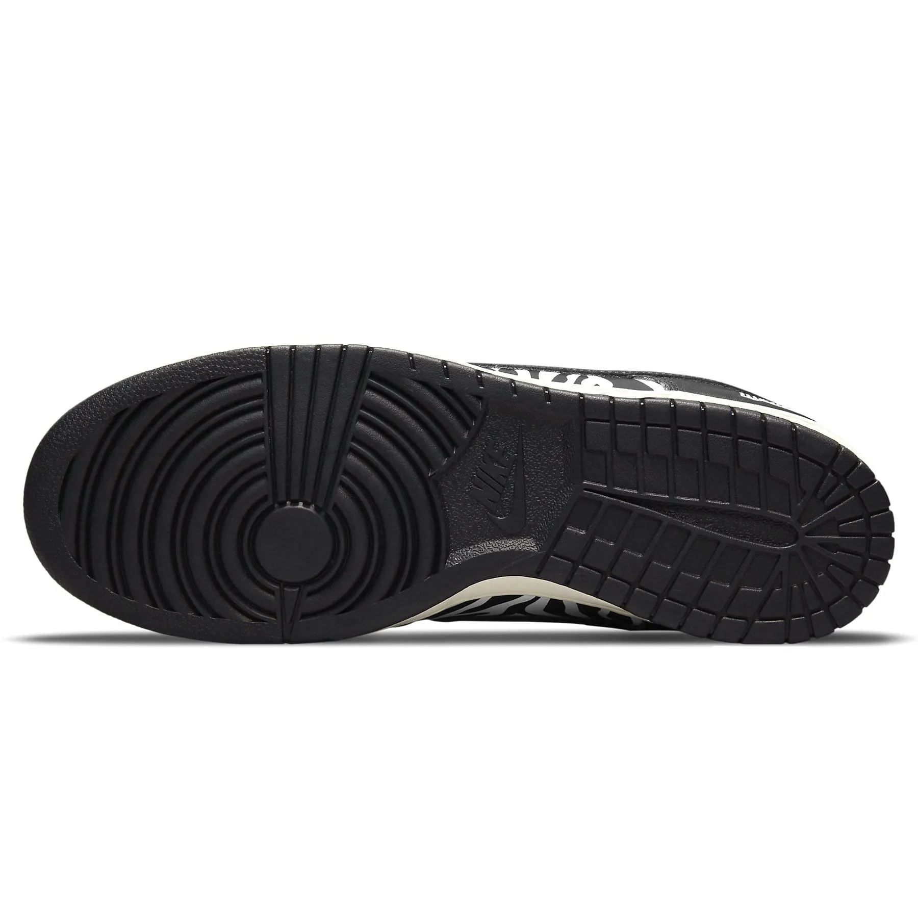 Nike Dunk Low SB x Quartersnacks 'Little Debbie's Zebra Cakes' Nike Dunk stylish shoes