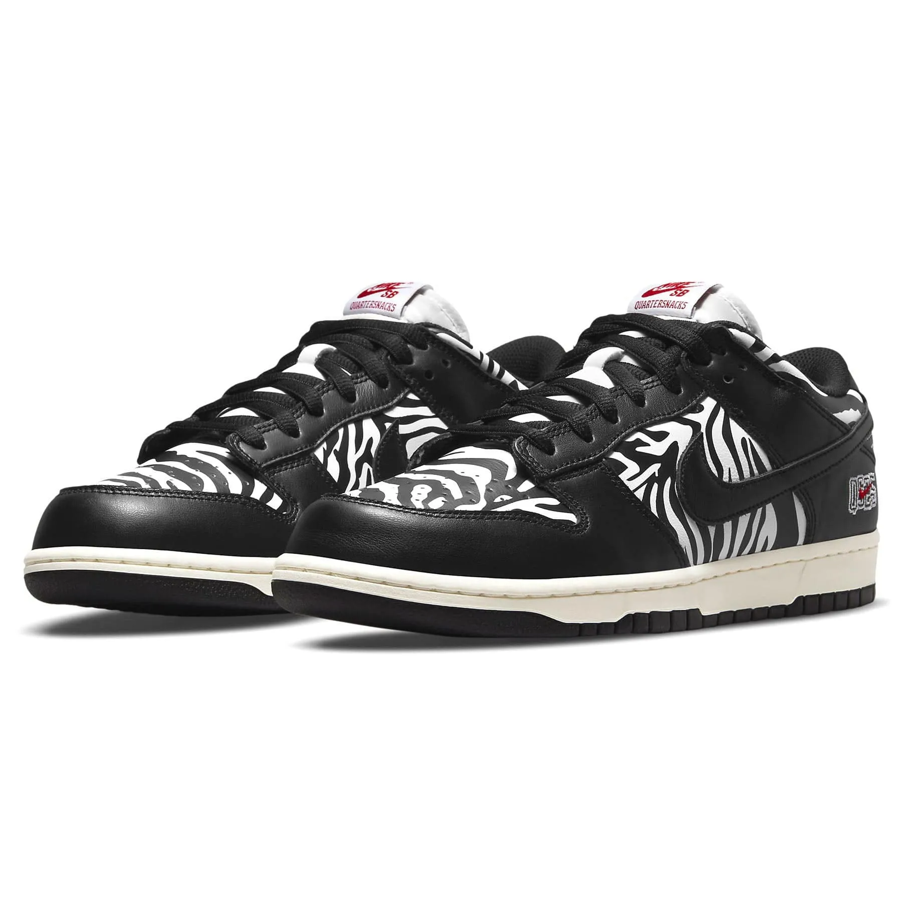 Nike Dunk Low SB x Quartersnacks 'Little Debbie's Zebra Cakes' Nike Dunk stylish shoes