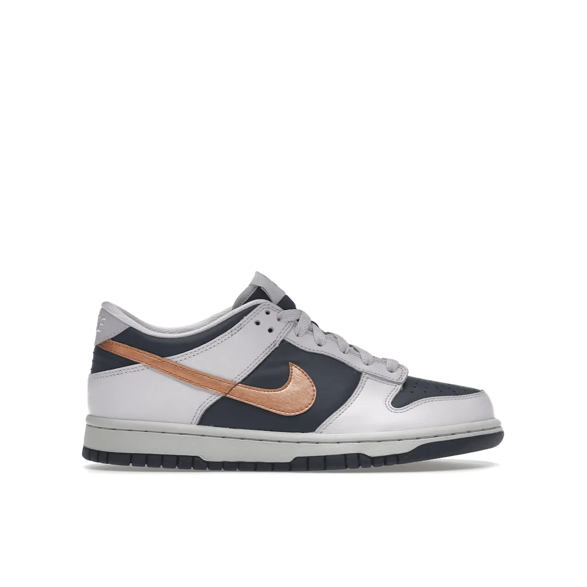Nike Dunk Low SE Copper Swoosh Nike Dunk stylish shoes for sport and street