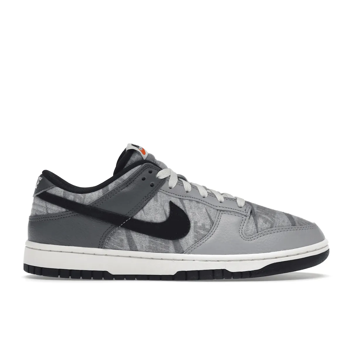 Nike Dunk Low SE Copy Paste Nike Dunk stylish shoes for sport and street