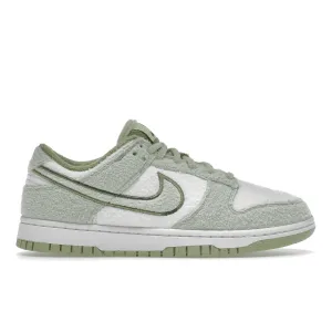Nike Dunk Low SE Fleece Pack Honeydew Nike Dunk stylish shoes for sport and street