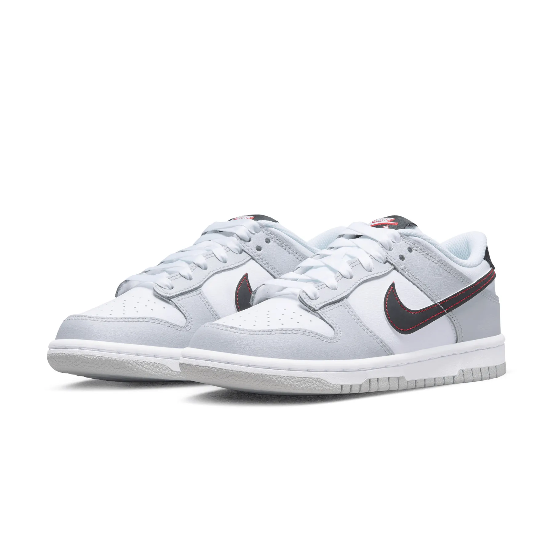 Nike Dunk Low SE GS 'Jackpot' Nike Dunk stylish shoes