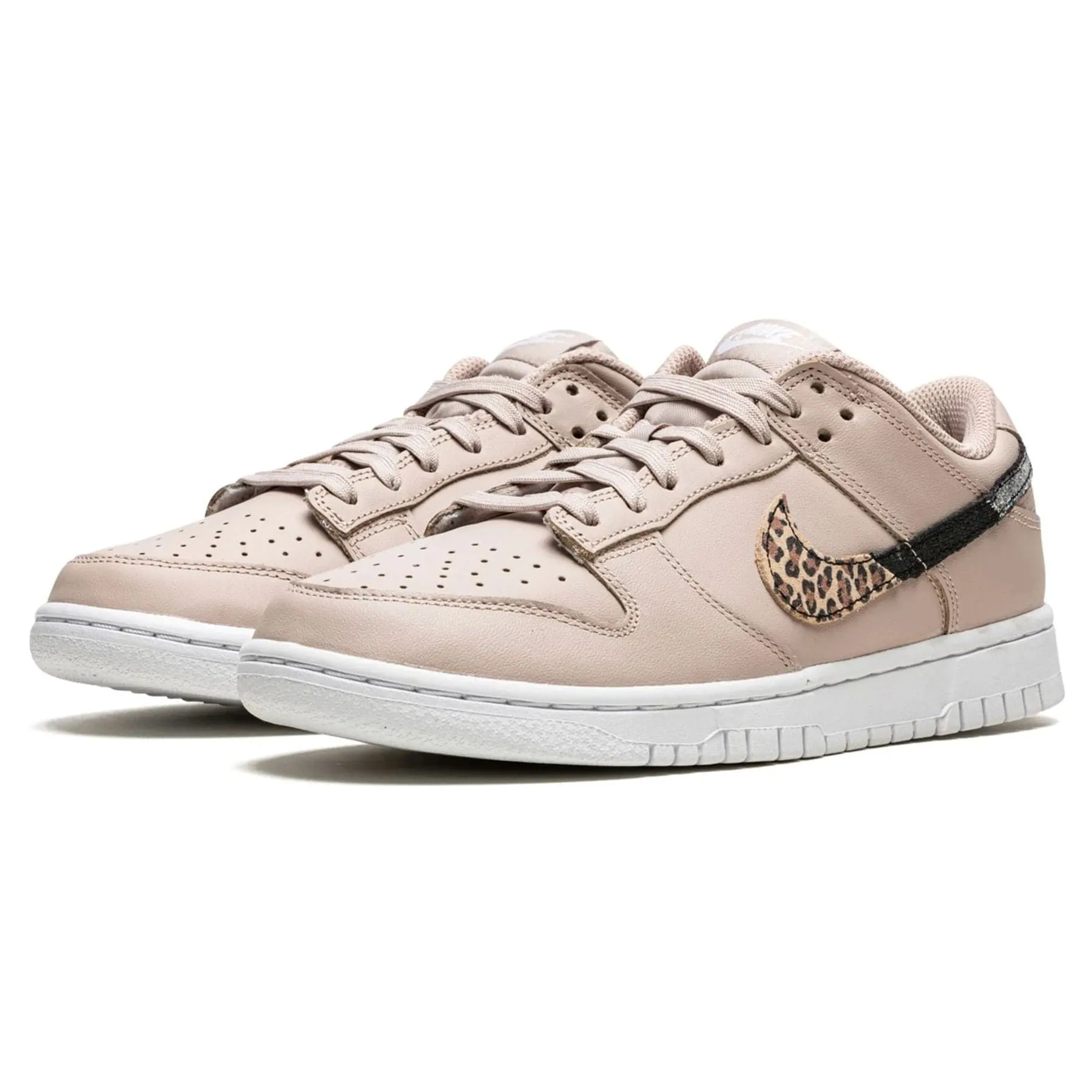 Nike Dunk Low SE Wmns 'Primal Pink' Nike Dunk stylish shoes
