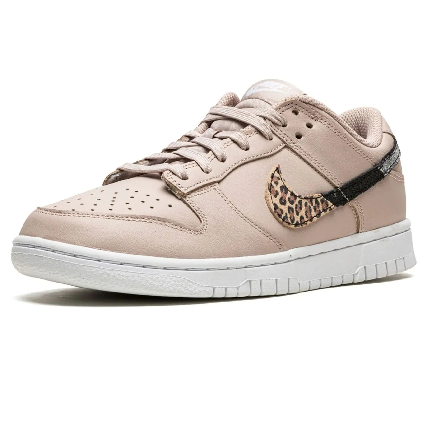 Nike Dunk Low SE Wmns 'Primal Pink' Nike Dunk stylish shoes