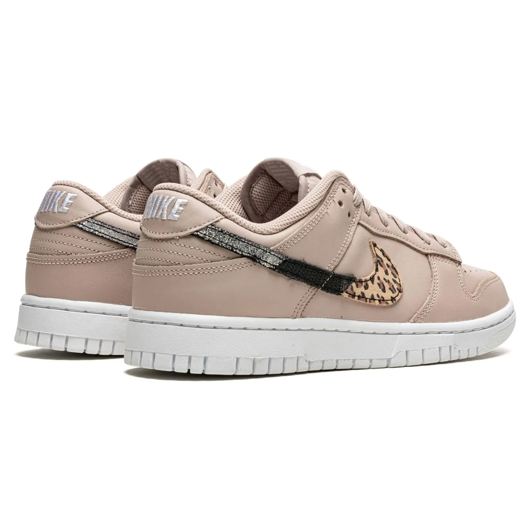 Nike Dunk Low SE Wmns 'Primal Pink' Nike Dunk stylish shoes